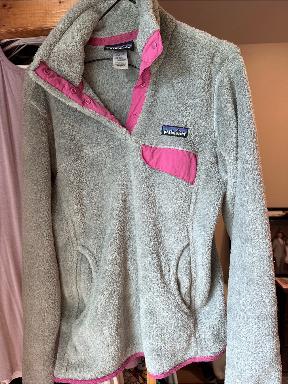 Patagonia Gray Fleece Pullover with Pink Trim